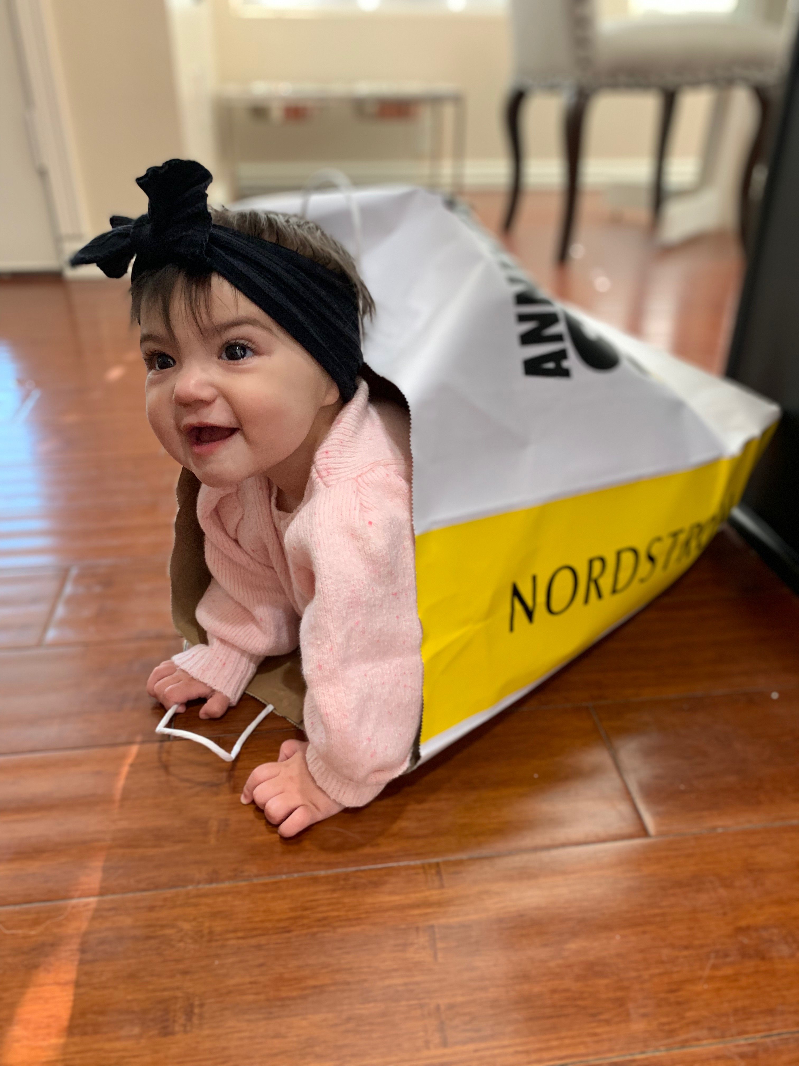 BLACK FRIDAY 2021 The Merchant Girl